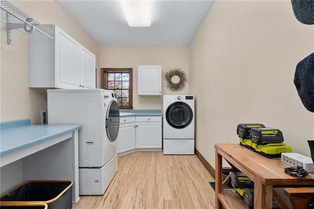 1520 Knollwood Trail, Altoona, WI 54720