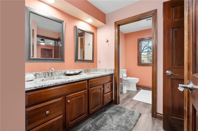 1520 Knollwood Trail, Altoona, WI 54720