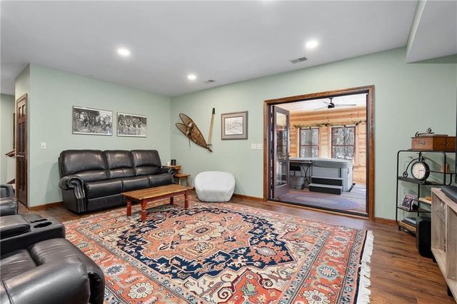 1520 Knollwood Trail, Altoona, WI 54720