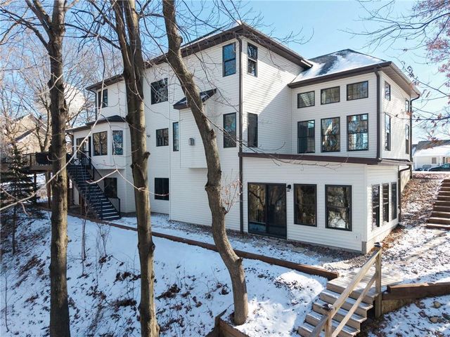 1520 Knollwood Trail, Altoona, WI 54720