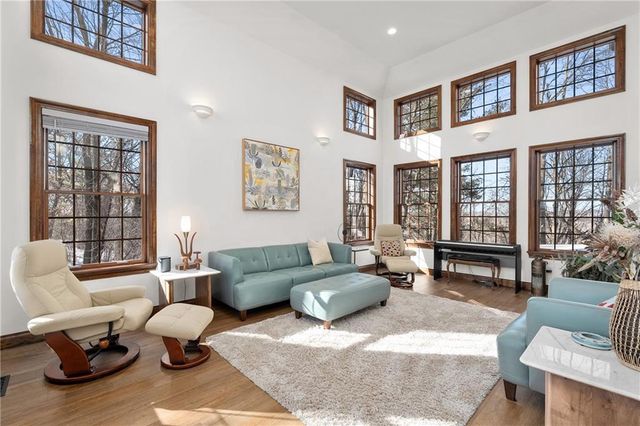 1520 Knollwood Trail, Altoona, WI 54720