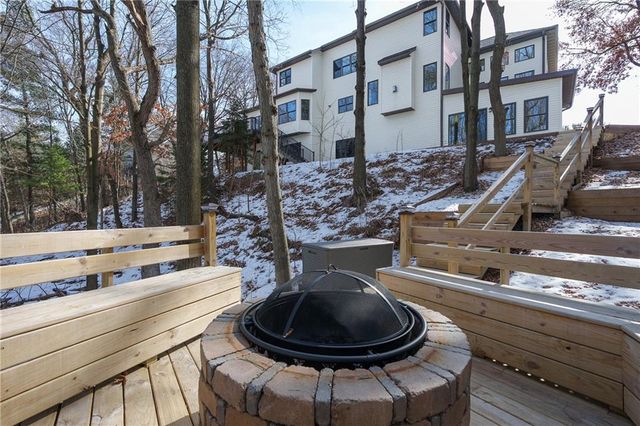 1520 Knollwood Trail, Altoona, WI 54720