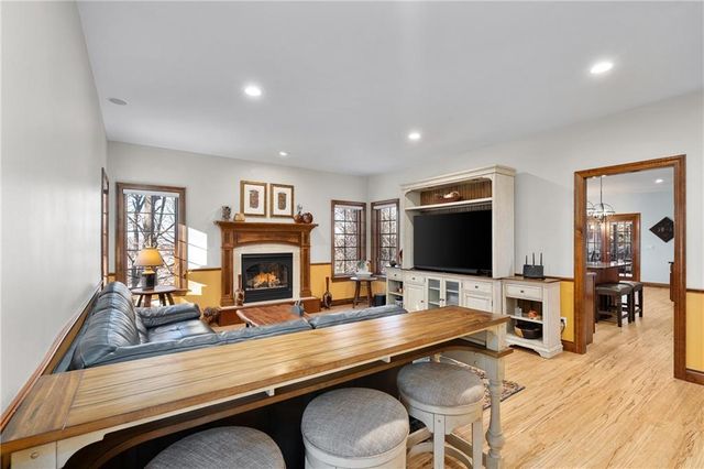 1520 Knollwood Trail, Altoona, WI 54720