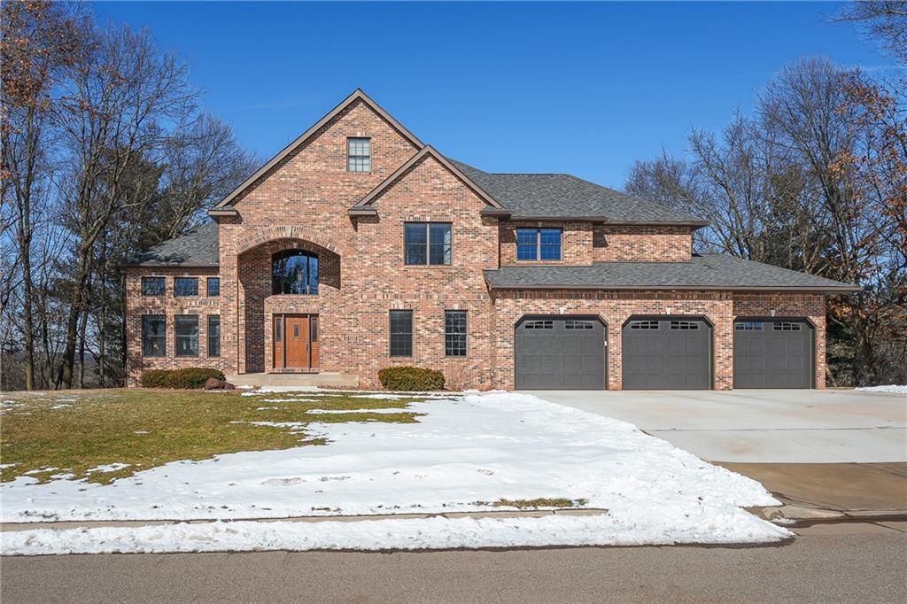 1520 Knollwood Trail, Altoona, WI 54720