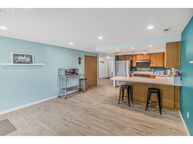 15814 Ne 69TH St, Vancouver, WA 98682