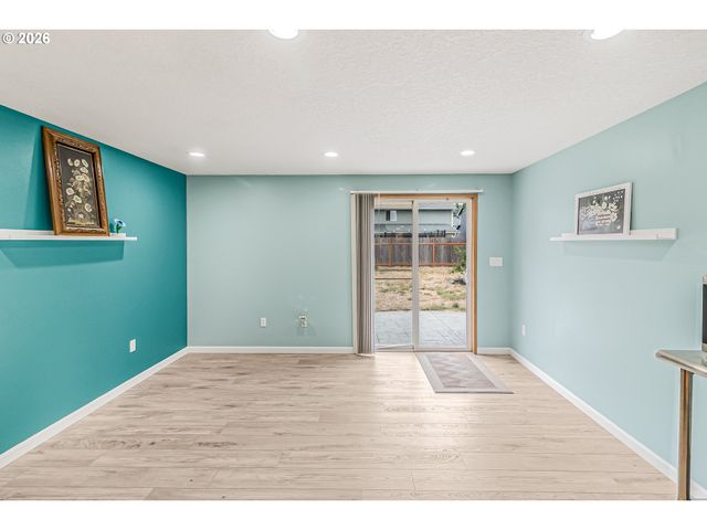 15814 Ne 69TH St, Vancouver, WA 98682