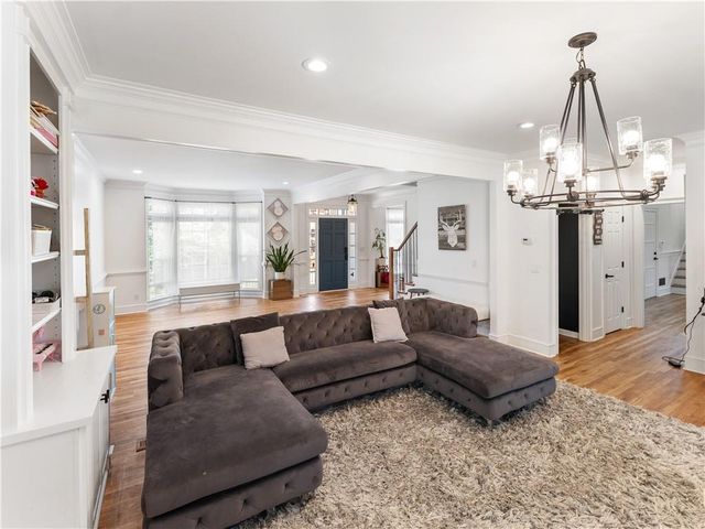 1081 Tennyson Place NE, Atlanta, GA 30319