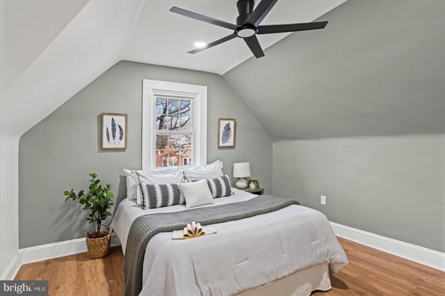 7 YORK CT, Baltimore, MD 21218