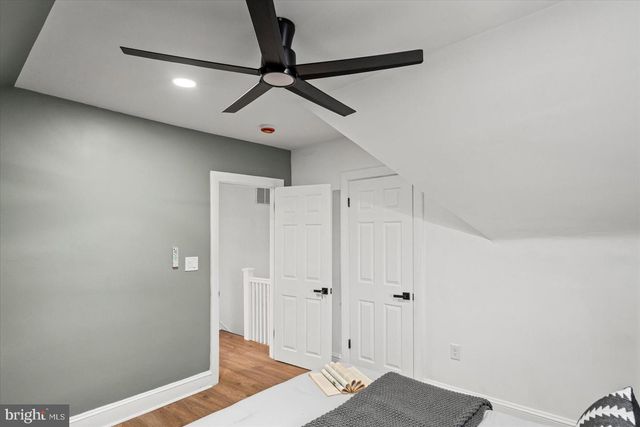 7 YORK CT, Baltimore, MD 21218