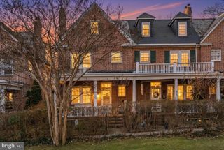 7 YORK CT, Baltimore, MD 21218