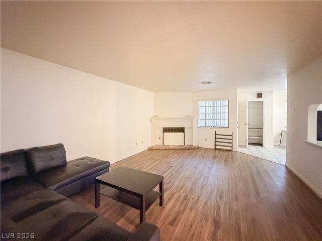 5069 Eldora Avenue 2, Las Vegas, NV 89146