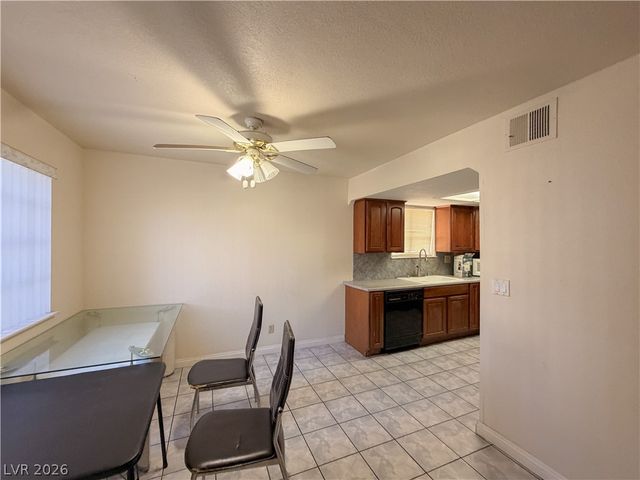 5069 Eldora Avenue 2, Las Vegas, NV 89146