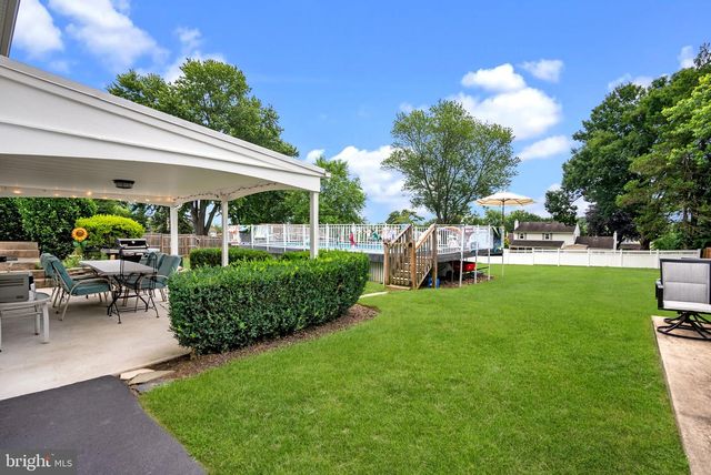 66 ROBIN RD, Holland, PA 18966