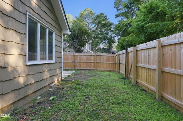 4217 Pin Oak Drive, Durham, NC 27707