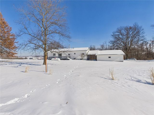 4 Malone Ridge Rd, Hopewell, PA 15301