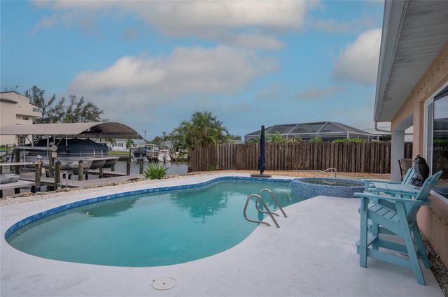 4223 ROYAL PALM DRIVE, Bradenton, FL 34210