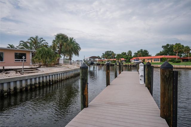 4223 ROYAL PALM DRIVE, Bradenton, FL 34210