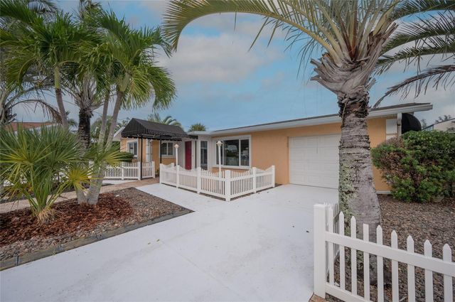 4223 ROYAL PALM DRIVE, Bradenton, FL 34210