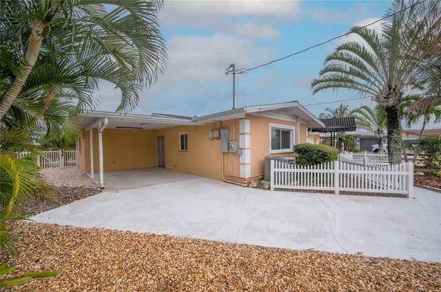 4223 ROYAL PALM DRIVE, Bradenton, FL 34210