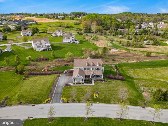 425 MERCER DR, Downingtown, PA 19335