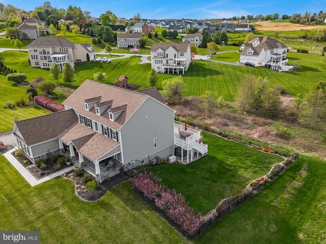 425 MERCER DR, Downingtown, PA 19335