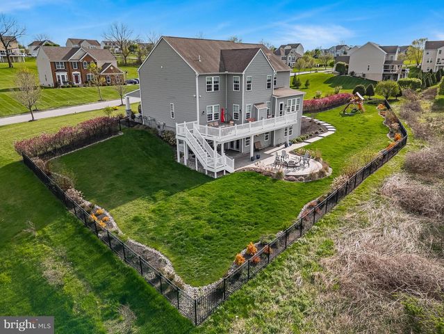 425 MERCER DR, Downingtown, PA 19335
