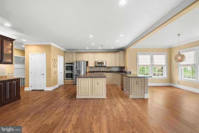 425 MERCER DR, Downingtown, PA 19335