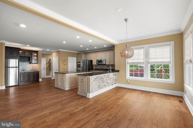 425 MERCER DR, Downingtown, PA 19335
