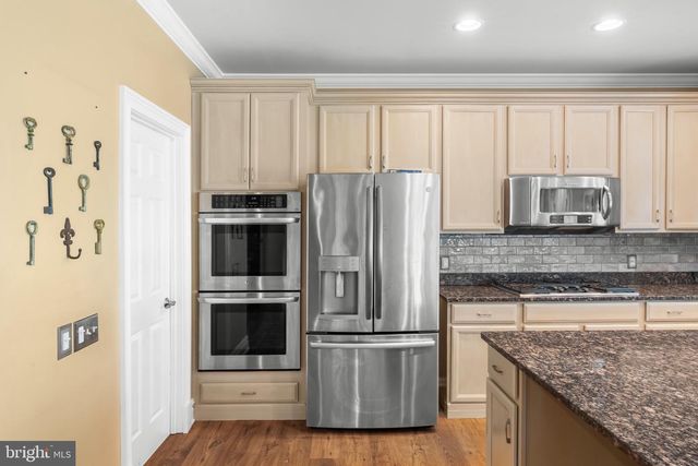 425 MERCER DR, Downingtown, PA 19335