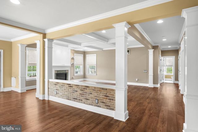 425 MERCER DR, Downingtown, PA 19335
