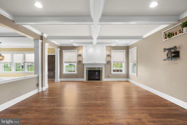 425 MERCER DR, Downingtown, PA 19335