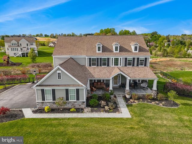 425 MERCER DR, Downingtown, PA 19335