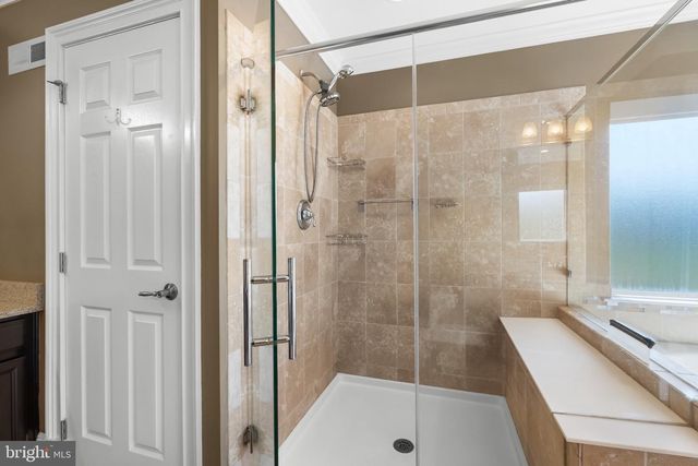 425 MERCER DR, Downingtown, PA 19335