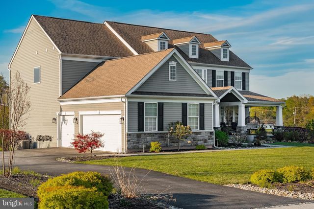 425 MERCER DR, Downingtown, PA 19335
