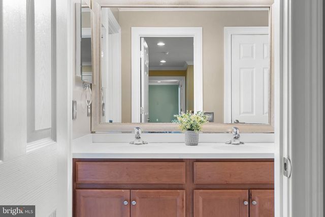 425 MERCER DR, Downingtown, PA 19335