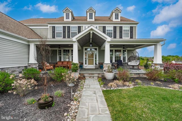 425 MERCER DR, Downingtown, PA 19335