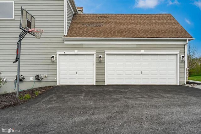 425 MERCER DR, Downingtown, PA 19335