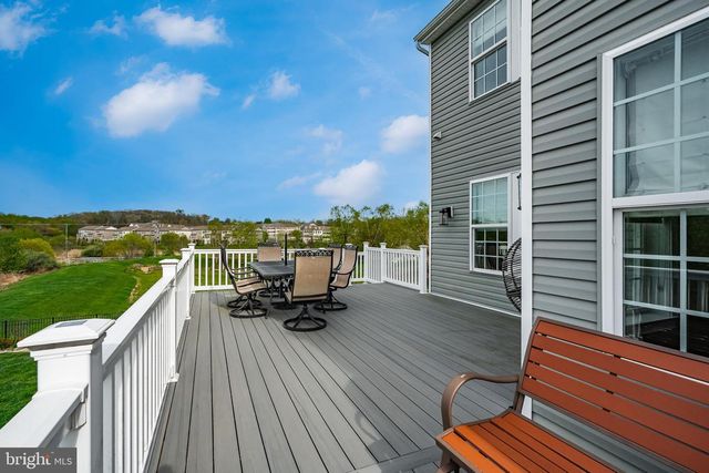 425 MERCER DR, Downingtown, PA 19335