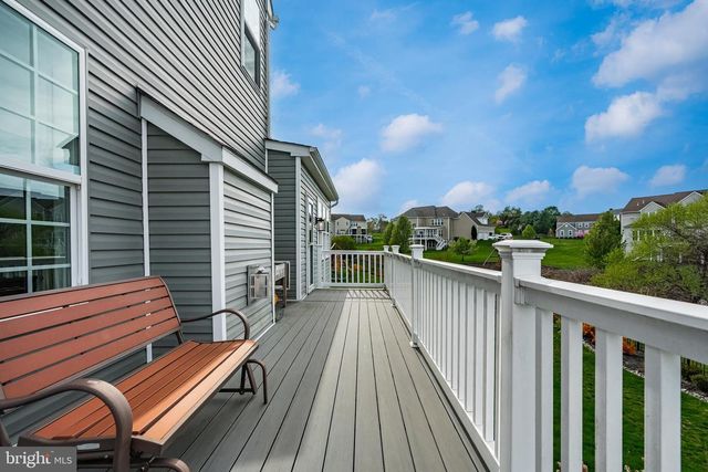 425 MERCER DR, Downingtown, PA 19335