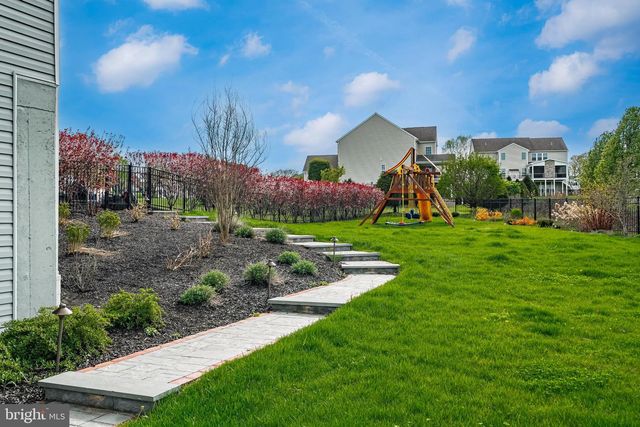 425 MERCER DR, Downingtown, PA 19335