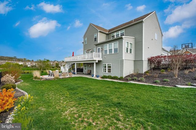 425 MERCER DR, Downingtown, PA 19335