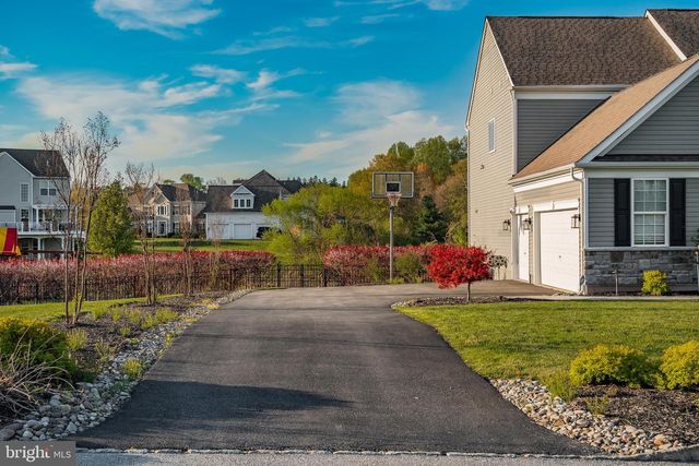 425 MERCER DR, Downingtown, PA 19335
