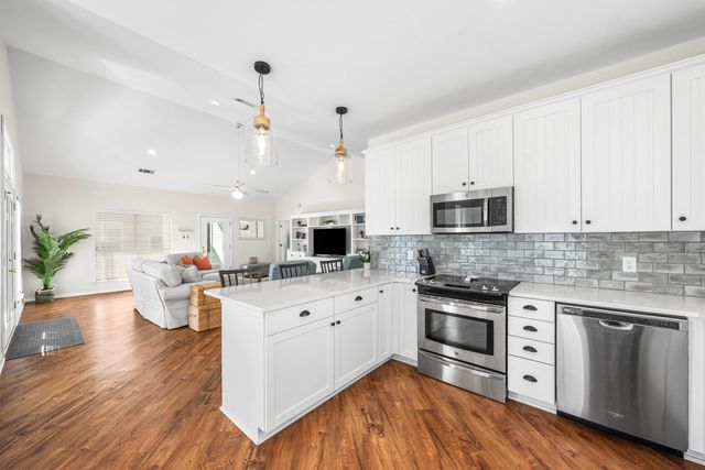 4472 Clipper Cove, Destin, FL 32541