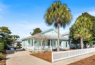 4472 Clipper Cove, Destin, FL 32541
