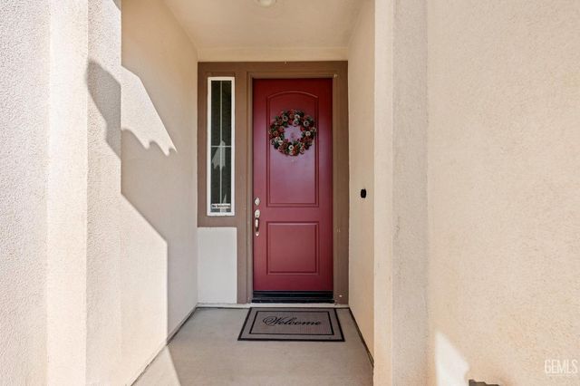 9826 Buckhorn Peak Drive, Bakersfield, CA 93311