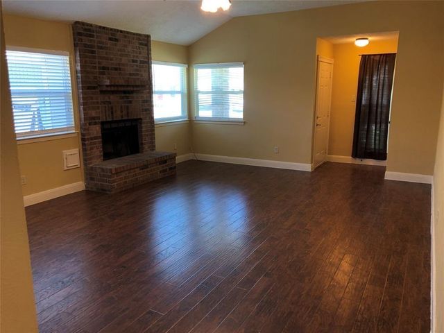 4814 Big Reef Drive, Bacliff, TX 77518