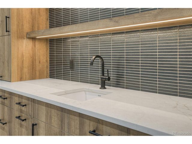 208 Frisco Aly, Frisco, CO 80443