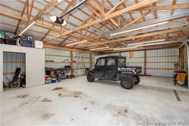 5721 S County Road 550 E, Crothersville, IN 47229