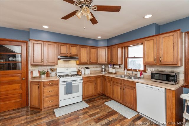 5721 S County Road 550 E, Crothersville, IN 47229