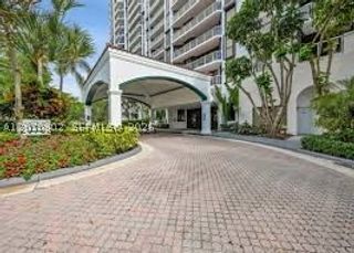 3640 Yacht Club Dr 908, Aventura, FL 33180